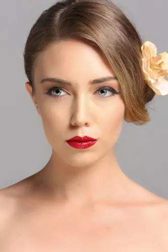 Ella C.