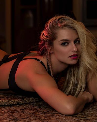 Bri Lauren